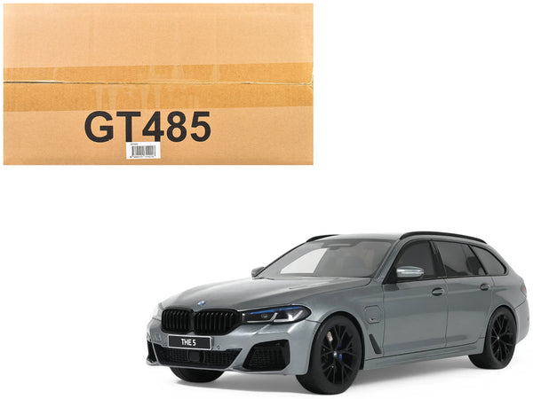 2023 BMW 530E XDrive M Silver Metallic 1/18 Model Car by GT Spirit 2023 BMW 530E XDrive M Silver Metallic 1/18 Model Car by GT Spirit