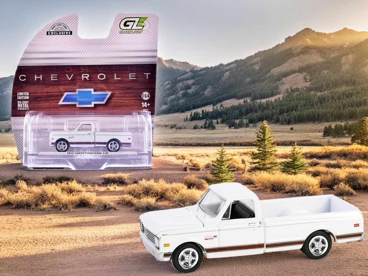 1972 Chevrolet Cheyenne C10 Short Bed Pickup Truck White "Hobby Exclusive" Series 1/64 Diecast Model Car by Greenlight