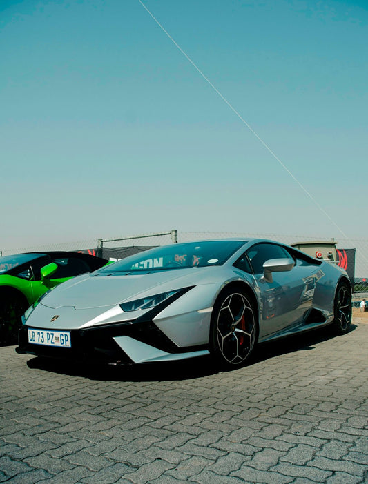 How Crime Worlds Embrace the Allure of Luxury Vehicles - Rapid Vehicles