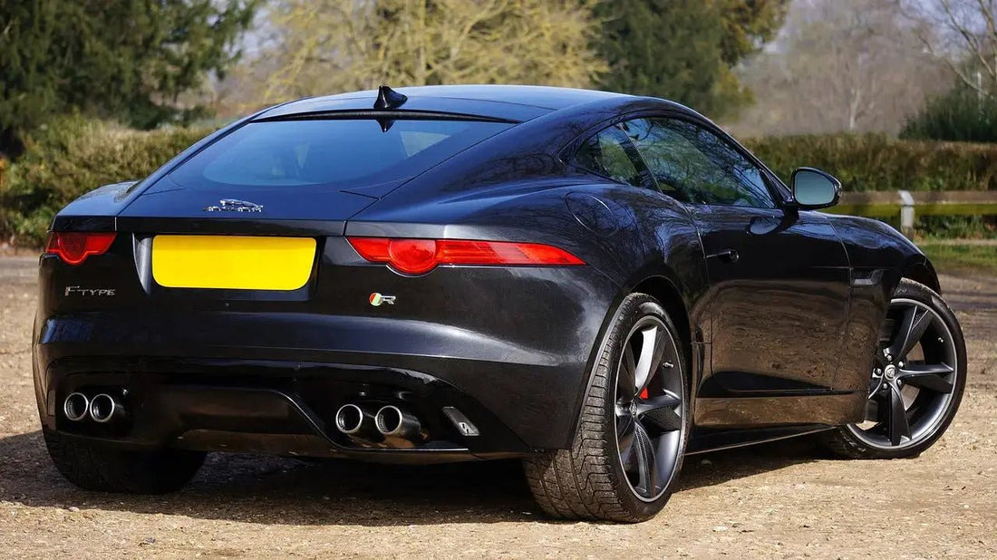 Maserati Gran Turismo versus Jaguar F-type - Rapid Vehicles