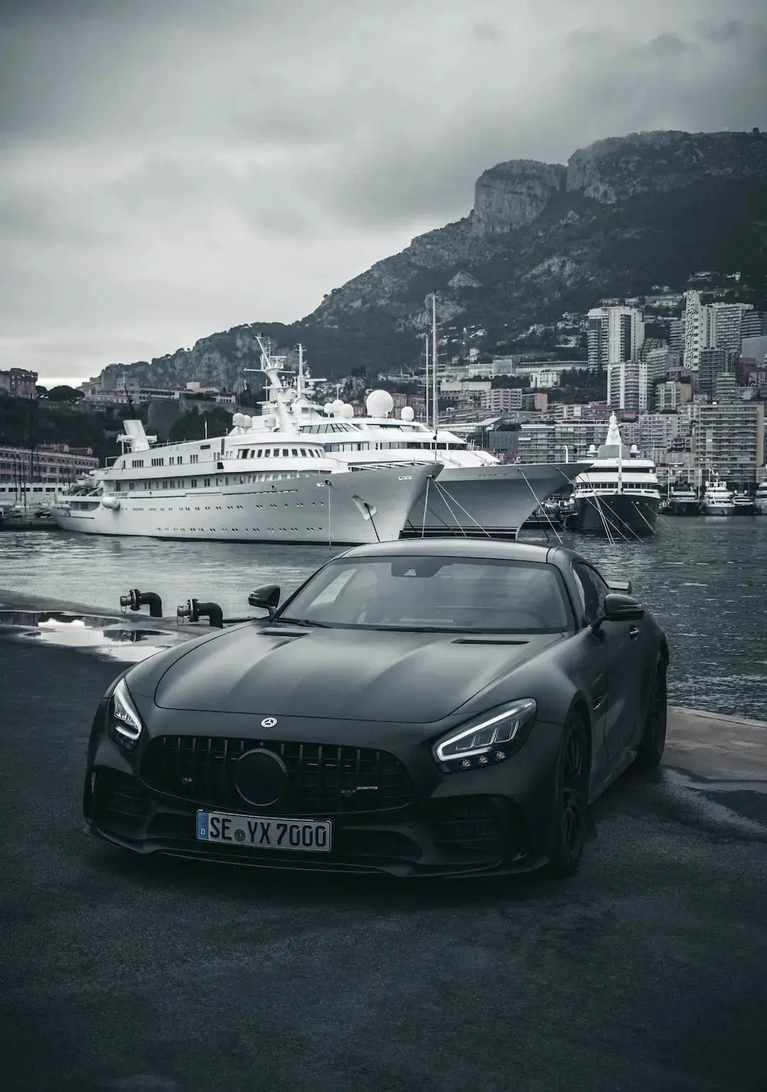 The Evolution of Supercars: From Classic to Modern - Rapid Vehicles