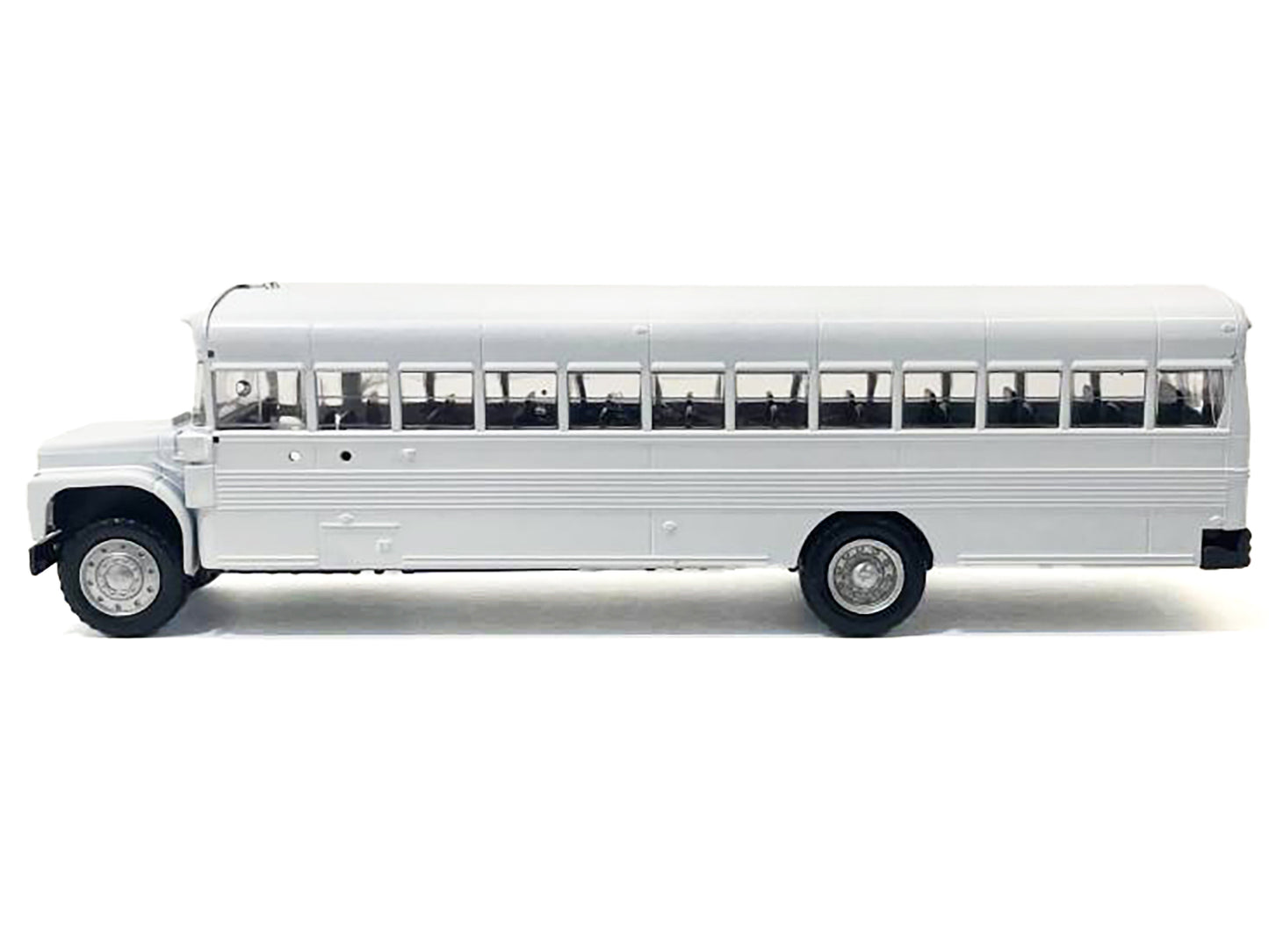 School Bus White 1/87 (HO) Plastic Model by Promotex