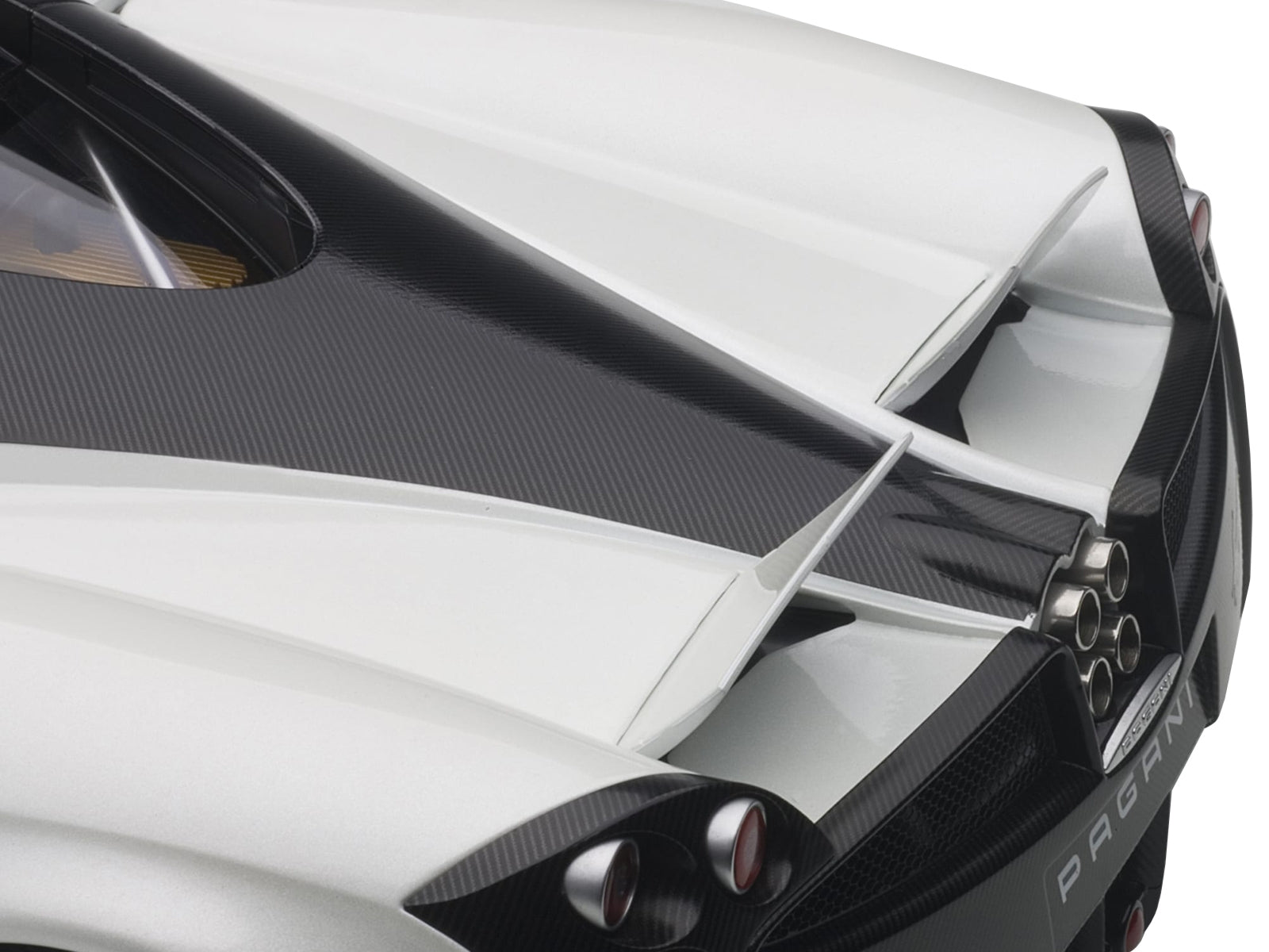 Pagani Huayra White 1/12 Model Car by Autoart - Premium Pagani Models from Autoart - Just $476.99! Shop now at Rapidvehicles