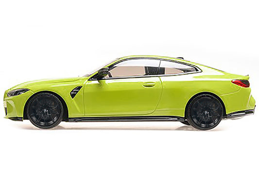 2020 BMW M4 Yellow with Carbon Top Limited Edition to 750 pieces - Premium BMW Models from Minichamps - Just $226.79! Shop now at Rapidvehicles