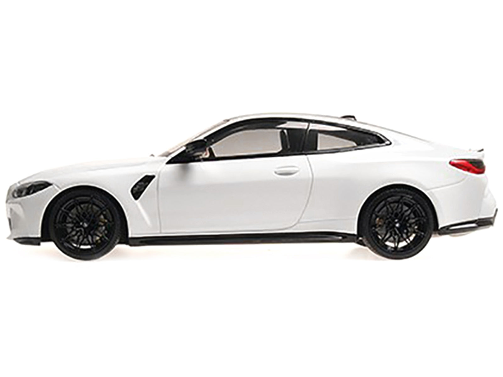 2020 BMW M4 White with Carbon Top Limited Edition to 720 pieces - Premium BMW Models from Minichamps - Just $226.79! Shop now at Rapidvehicles