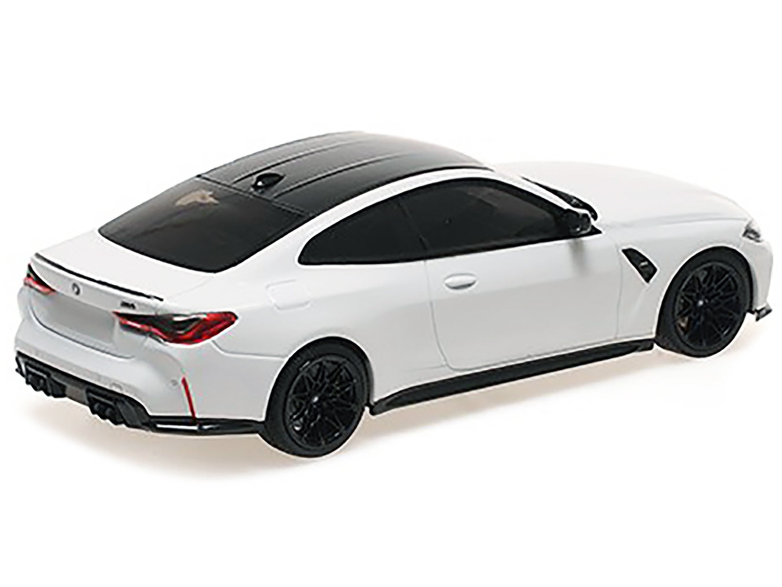 2020 BMW M4 White with Carbon Top Limited Edition to 720 pieces Worldwide 1/18 Diecast Model Car by Minichamps - Premium BMW Models from Minichamps - Just $198.99! Shop now at Rapidvehicles