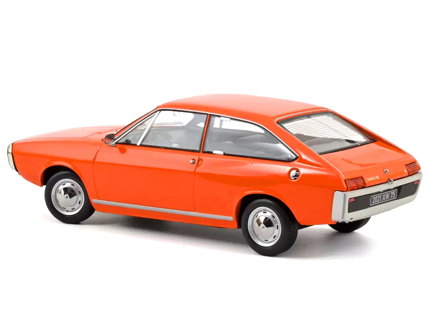 1971 Renault 15TL Orange 1/18 Diecast Model Car by Norev - Premium Renault Models from Norev - Just $136.99! Shop now at Rapidvehicles