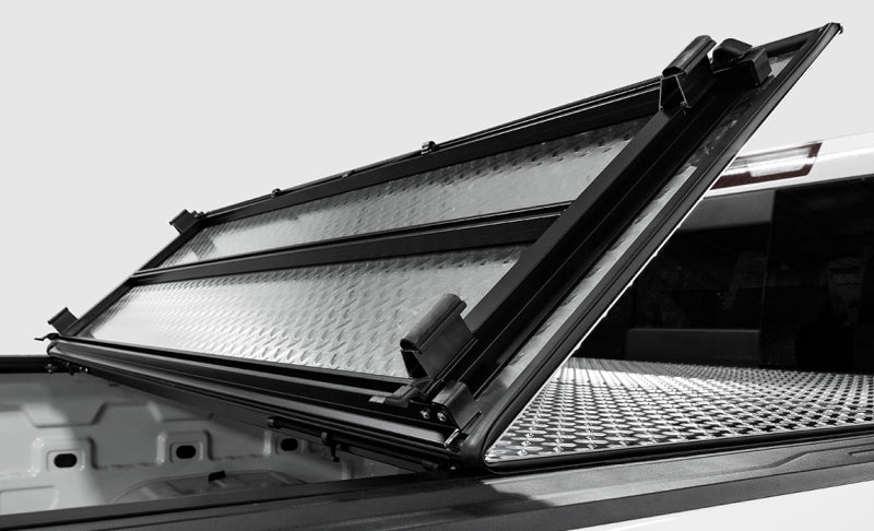 Access LOMAX Tri-Fold Cover Black Urethane Finish 15+ Chevrolet Colorado/GMC Canyon - 5ft Bed B3020029
