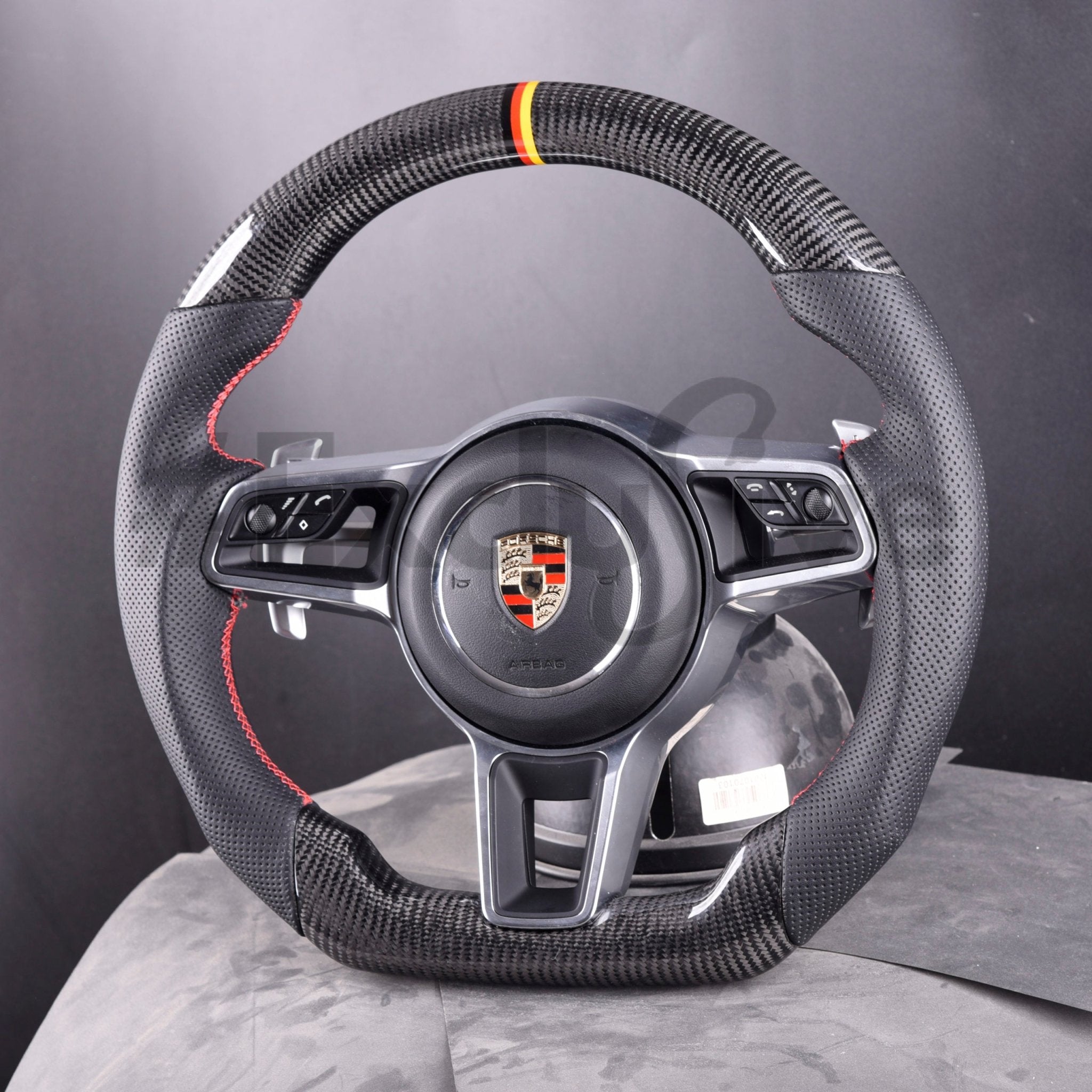 2014-2020 Porsche 911 (991.2) / GT3/GT3RS(991) / 718 Boxster/Cayman (982) / Cayenne (958.2) / Panamera (971) / Macan(95B) | Custom Steering Wheel by Exclusive Steering - Rapid Vehicles