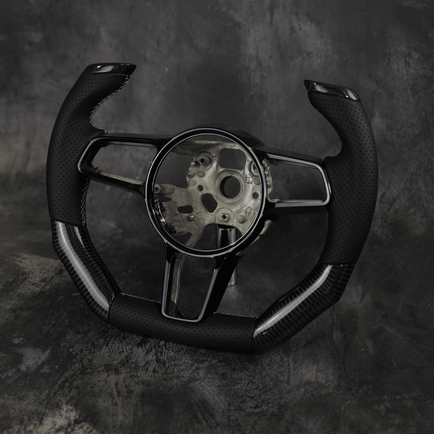 2014-2020 Porsche 911 (991.2) / GT3/GT3RS(991) / 718 Boxster/Cayman (982) / Cayenne (958.2) / Panamera (971) / Macan(95B) | Custom Steering Wheel by Exclusive Steering - Rapid Vehicles