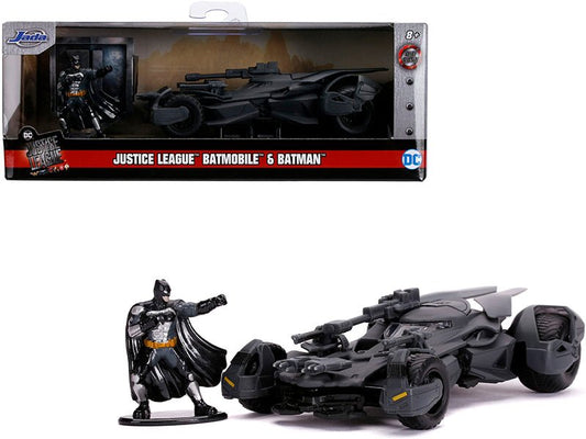 2017 Batmobile with Diecast Batman Figurine "Justice League" (2017) Movie "DC Comics" "Hollywood Rides" Series 1/32 Diecast Model Car by Jada free shipping USA - Rapid Vehicles