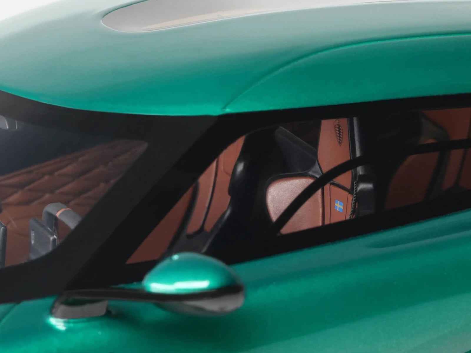 2024 Koenigsegg Gemera Racing Green Metallic 1/18 Model Car by GT Spirit - Rapid Vehicles