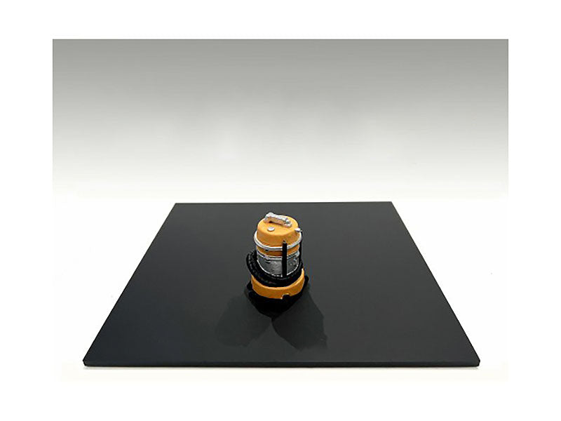 "Detail Masters" Figure 6 (Wet/Dry Vac) for 1/18 Scale Models by American Diorama free shipping USA