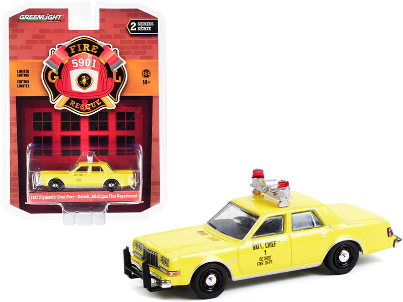1982 Plymouth Gran Fury Yellow "Detroit Fire Department Battalion Chief #1" (Michigan) "Fire & Rescue" Series 2 1/64 Diecast Model Car by Greenlight free shipping USA