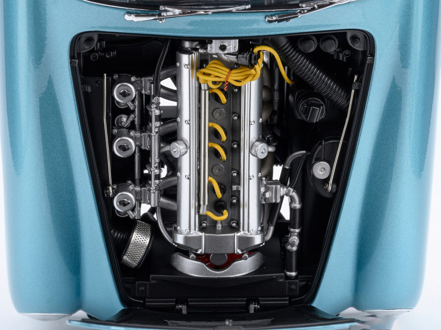 Aston Martin DB5 RHD (Right Hand Drive) Caribbean Pearl Blue Metallic 1/18 Model Car by Autoart