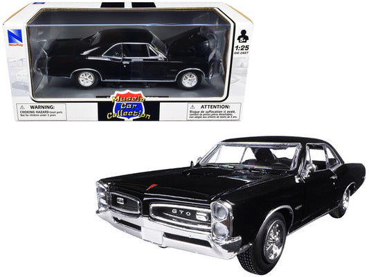 1966 Pontiac GTO Black "Muscle Car Collection" 1/25 Diecast Model Car by New Ray free shipping USA