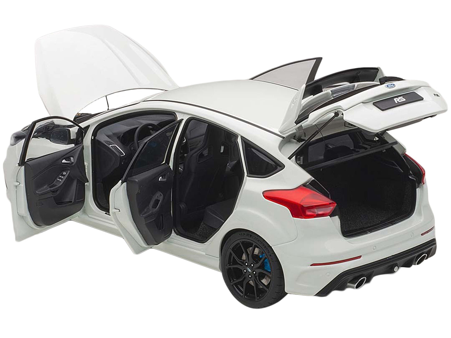 2016 Ford Focus RS Frozen White 1/18 Model Car by Autoart - Premium Ford Models from Autoart - Just $294.29! Shop now at Rapidvehicles