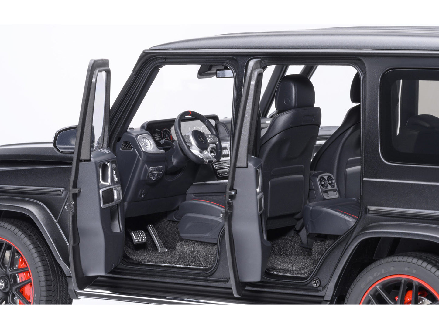 2019 Mercedes-Benz AMG G63 Matt Black 1/18 Model Car by Autoart