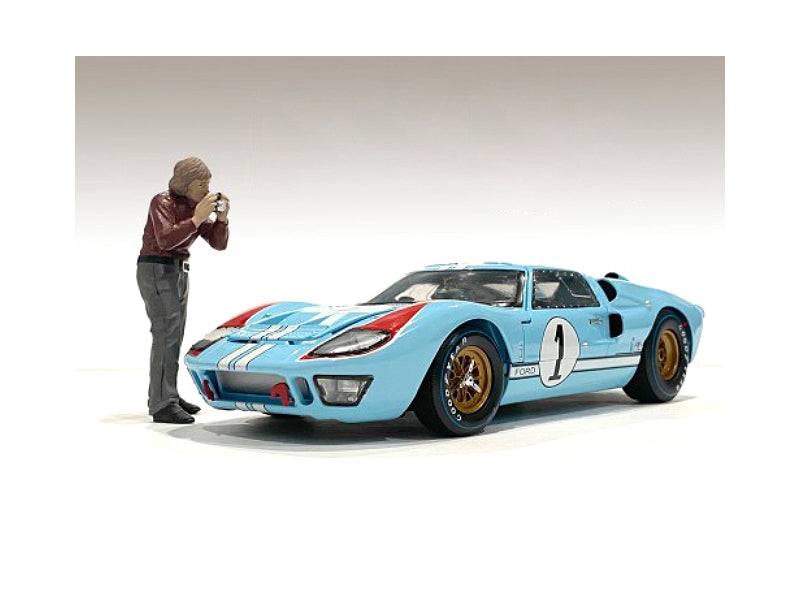 "Race Day 1" Figurine II for 1/24 Scale Models by American Diorama free shipping USA