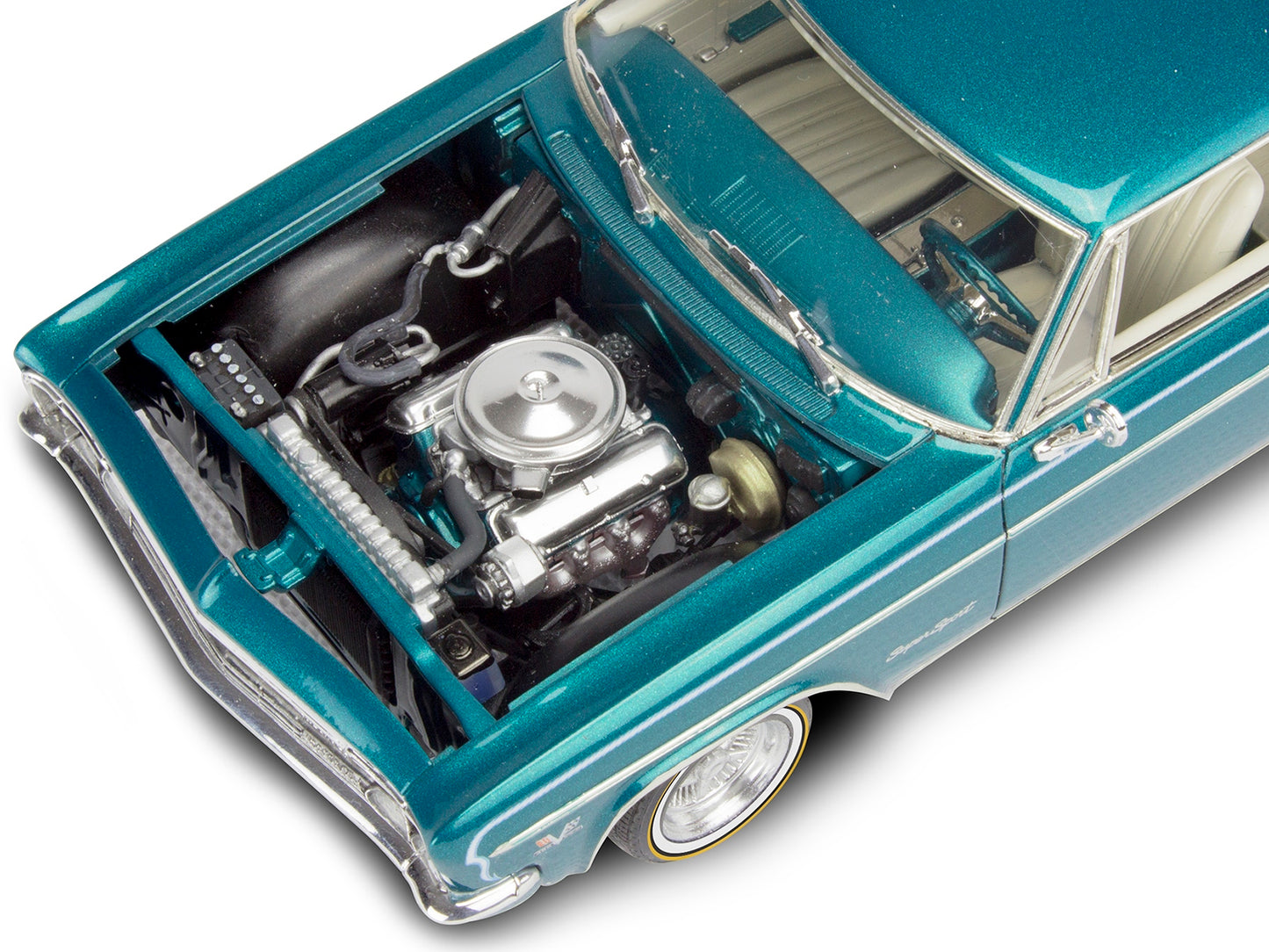 Level 4 Model Kit 1966 Chevrolet Impala SS 396 2-in-1 Kit 1/25