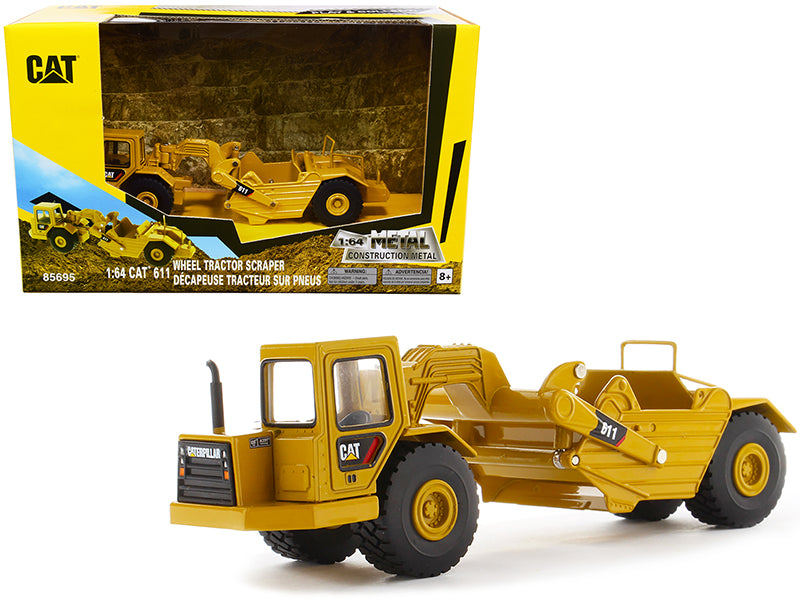 CAT Caterpillar 611 Wheel Tractor Scraper "Play & Collect!" Series 1/64 Diecast Model by Diecast Masters free shipping USA