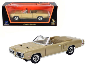 1970 Dodge Coronet R/T Gold 1/18 Diecast Model Car by Road Signature - Premium Dodge Models from Road Signature - Just $75.99! Shop now at Rapidvehicles