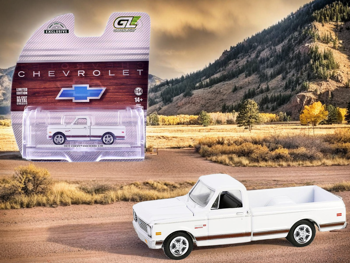 1972 Chevrolet Cheyenne C10 Short Bed Pickup Truck White "Hobby Exclusive" Series 1/64 Diecast Model Car by Greenlight