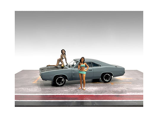 "Car Wash Girls" Set 1 Dorothy and Barbara 2 Piece Figure for 1/43 Scale Models by American Diorama - Use code SHOPAPP15 to get 15 percent off