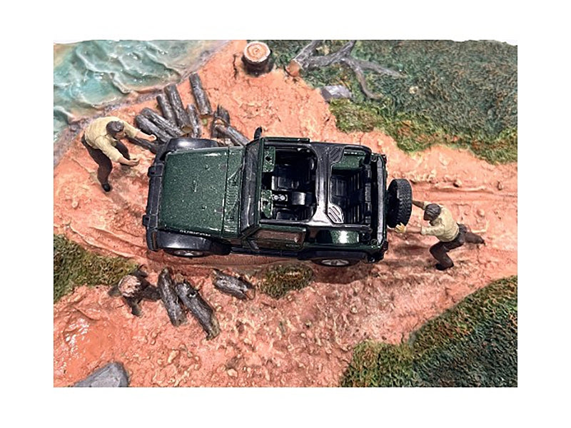 "4X4 Mechanics" 2 Piece Diecast Figure Set 3 for 1/43 Scale - Premium Figures from American Diorama - Just $41.99! Shop now at Rapidvehicles