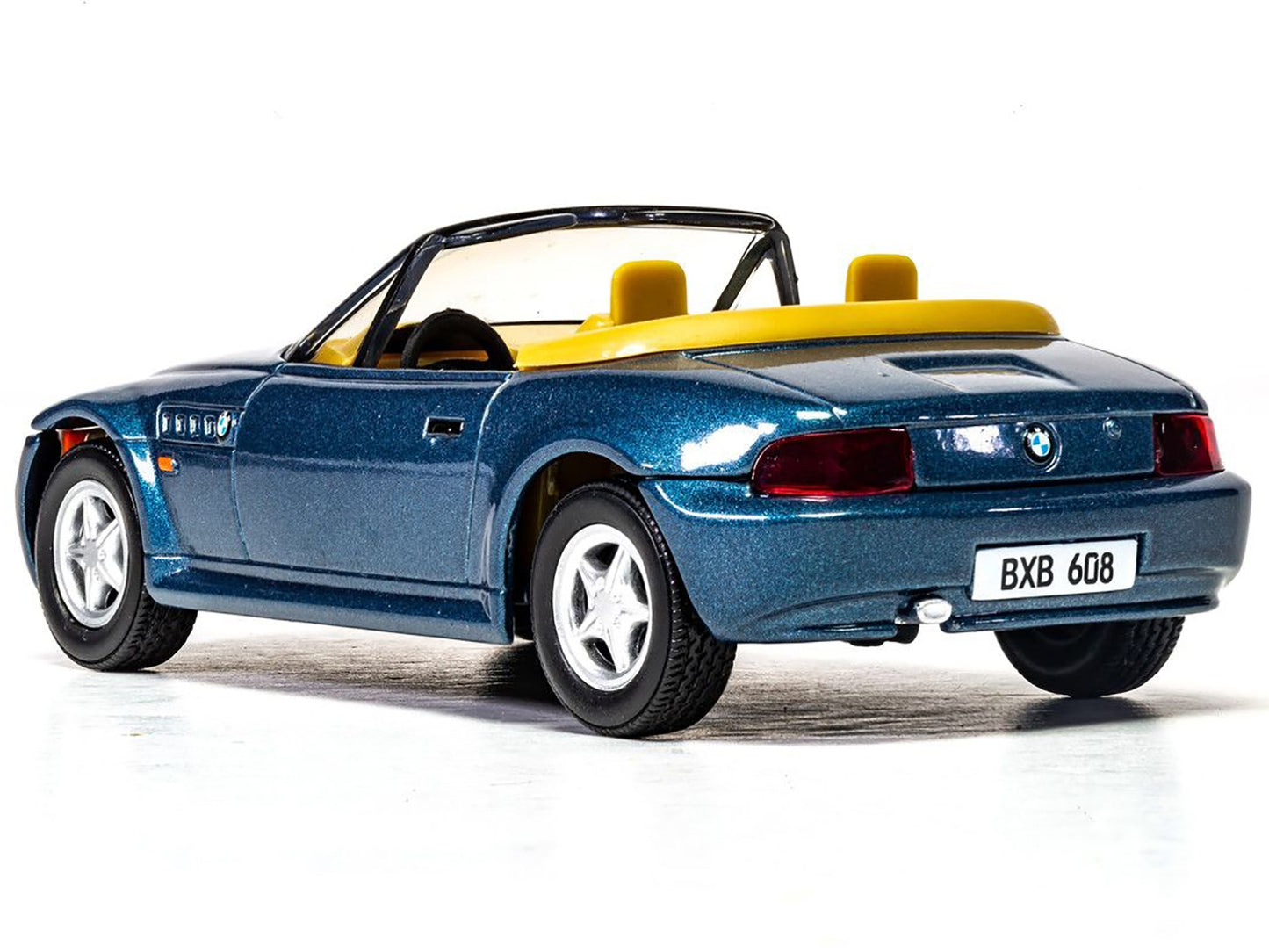 BMW Z3 Roadster Blue Metallic James Bond 007 "GoldenEye" (1995)