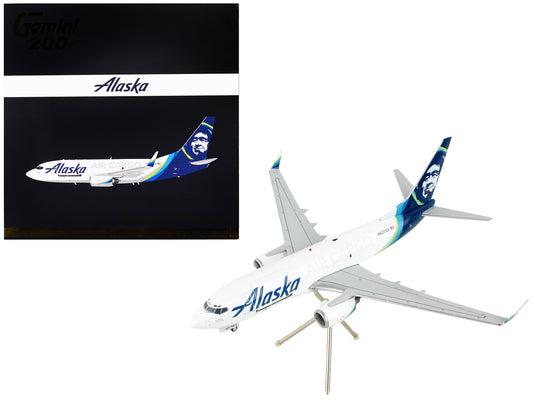 Boeing 737-700BDSF Commercial Aircraft "Alaska Air Cargo" White with Blue Tail "Gemini 200" Series 1/200 Diecast Model Airplane by GeminiJets free shipping USA