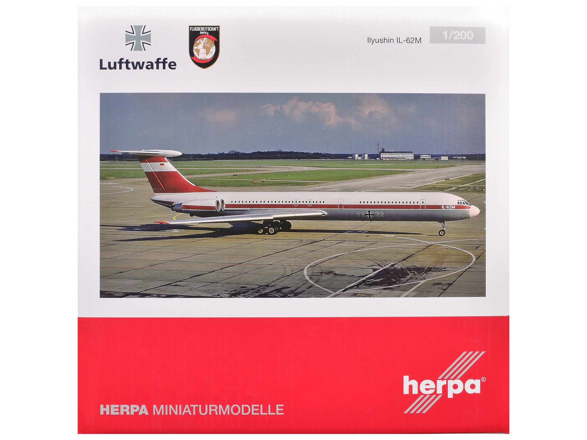 Ilyushin IL-62M Commercial Aircraft "German Luftwaffe" (11+22) White with Red Stripes 1/200 Diecast Model Airplane by Herpa free shipping USA