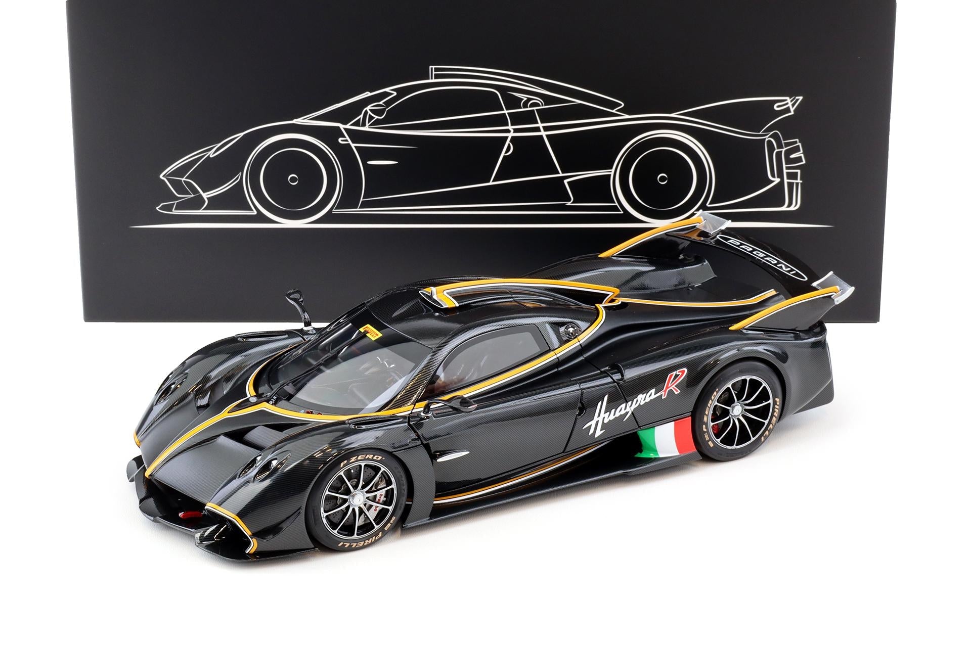 LCD Pagani Huayra R Pearl Black Carbon 1:18