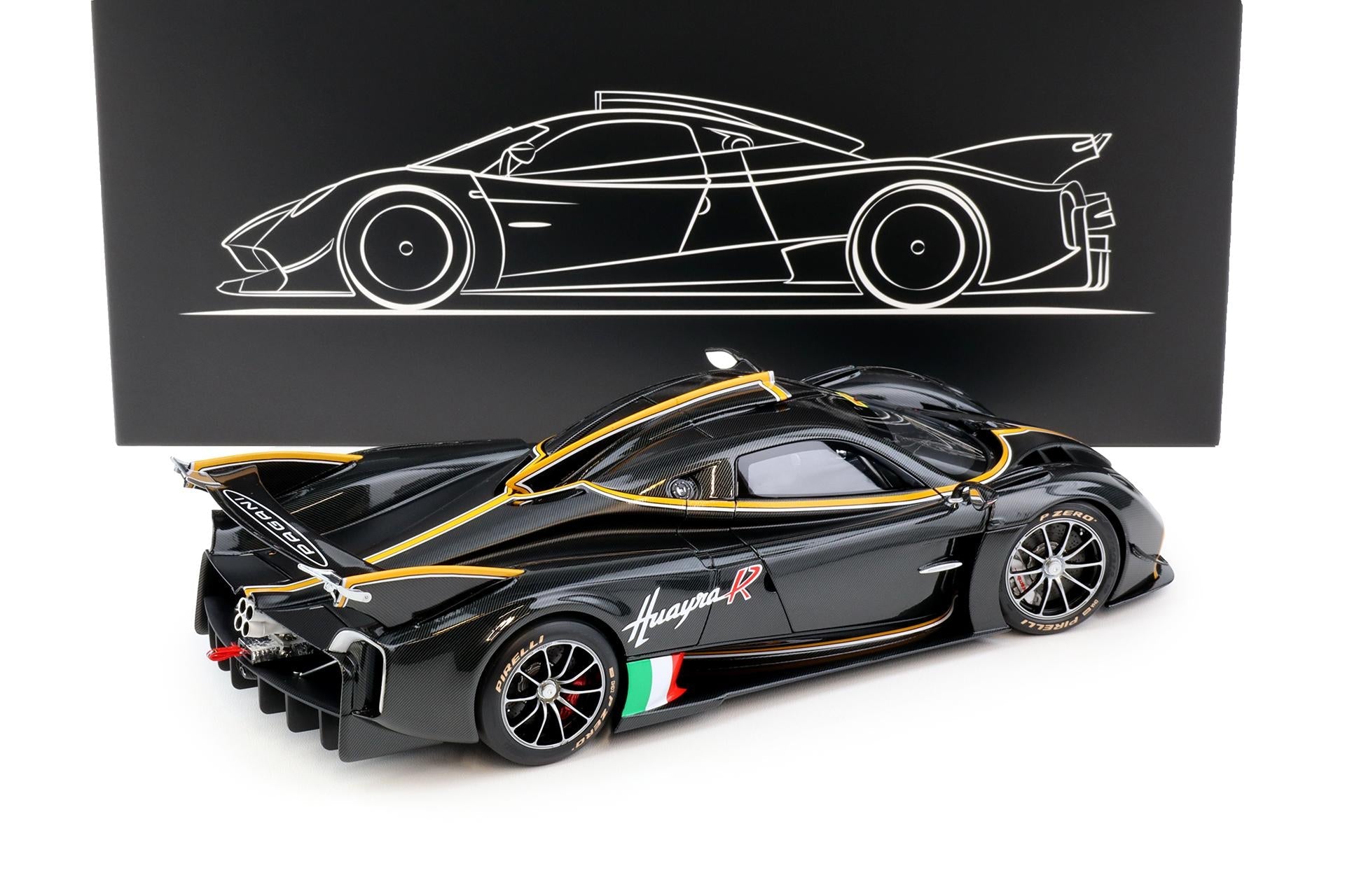 LCD Pagani Huayra R Pearl Black Carbon 1:18