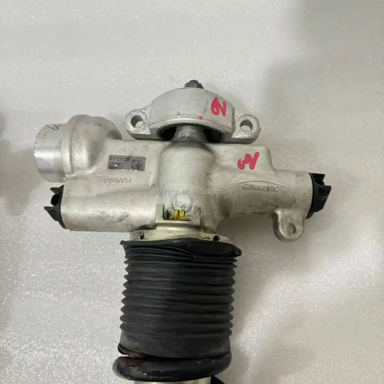 For McLaren 600LT Original Used Left and Right Front Pillar Shock Absorbers OEM 13BA445RP 13BA446RP