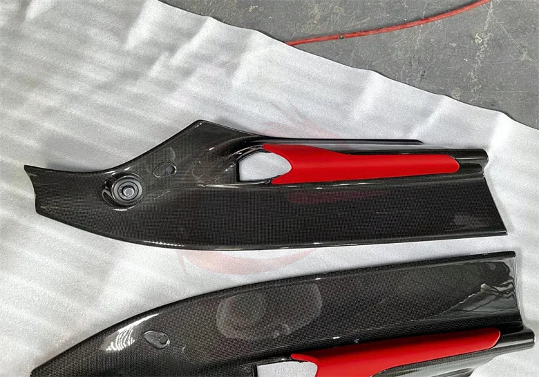 Ferrari 488 GTB unveils new high-quality OEM-style dry carbon fiber door pairs