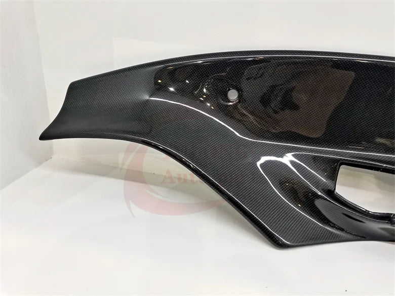 Ferrari 488 GTB unveils new high-quality OEM-style dry carbon fiber door pairs