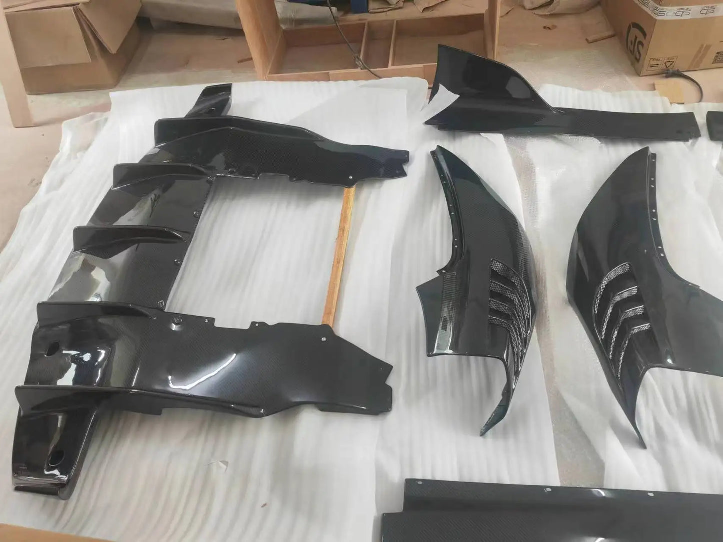 Dry Carbon Fiber Side Fenders for Mclaren 720s Coupe Not Convertble RYFT Design