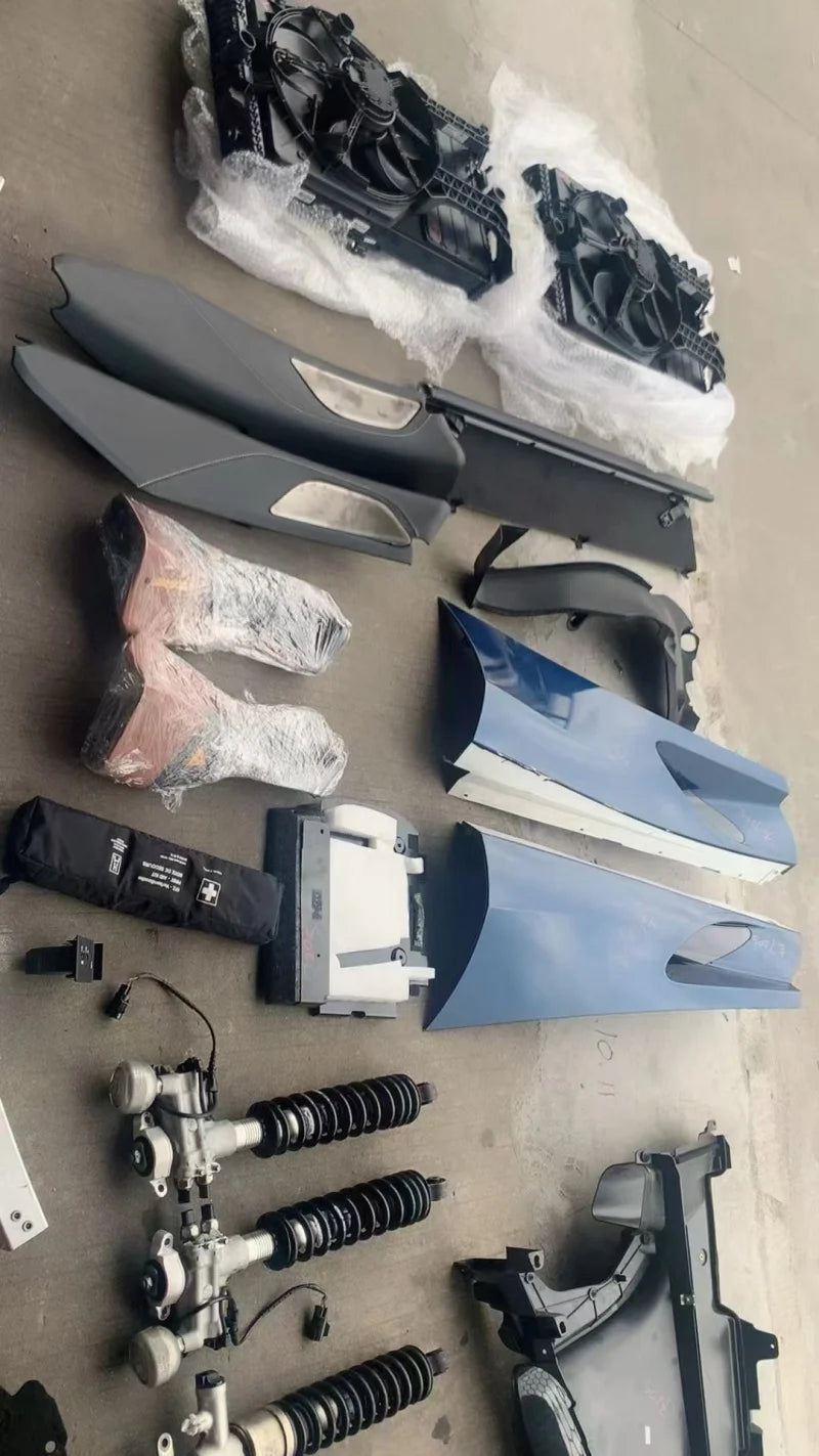 Suitable for McLaren GT 540 570 625 650 720 Rear Mudguard Car Fenders Splash Guards 22AA088GP 22AA093GP