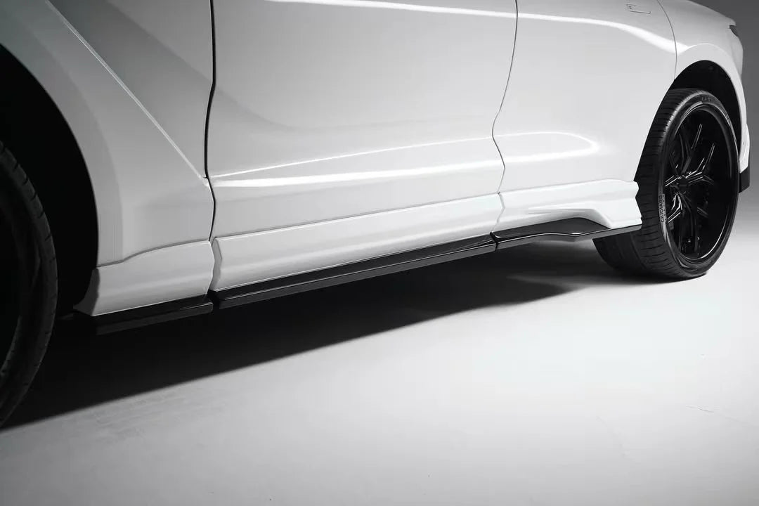 For Aston Martin DBX Carbon Fiber Body Kit DBX Upgraded Type WD Carbon Fiber Front Lip Diffuser Spoiler