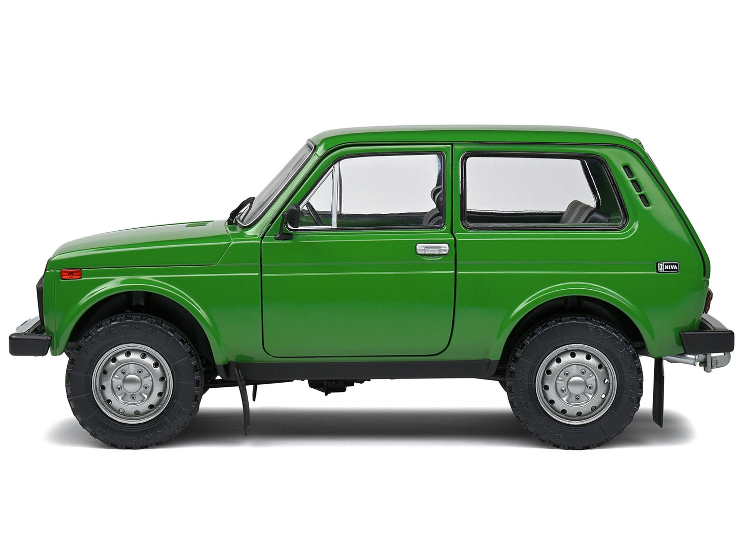 1980 Lada Niva Green 1/18 Diecast Model Car by Solido