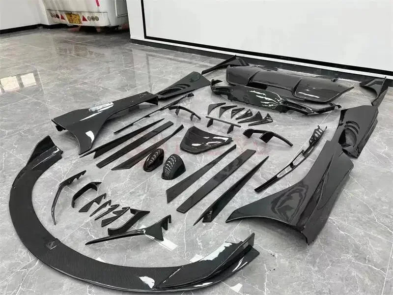 carbon fiber Carbon fiber body kit for McLaren 720S 720 Upgraded TOPCAR style front shovel rear diffuser spoiler cover