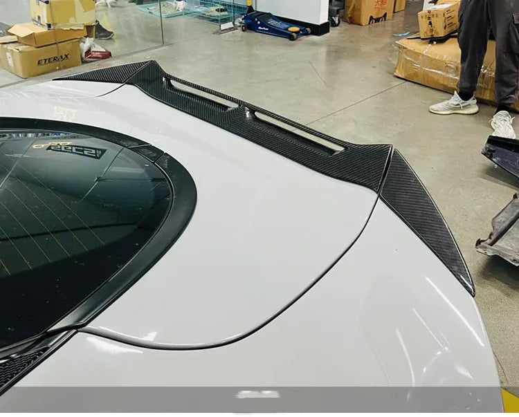 suitable for  McLaren GT Upgrade Dry Carbon Fiber Rear Spoiler