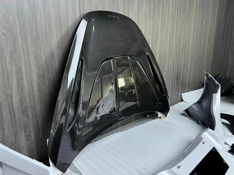 High Quality Dry Carbon Fiber Body Kit for McLaren 720S RY Style Front Lip Side Skirts Rear Diffuser Fenders Engine Hood