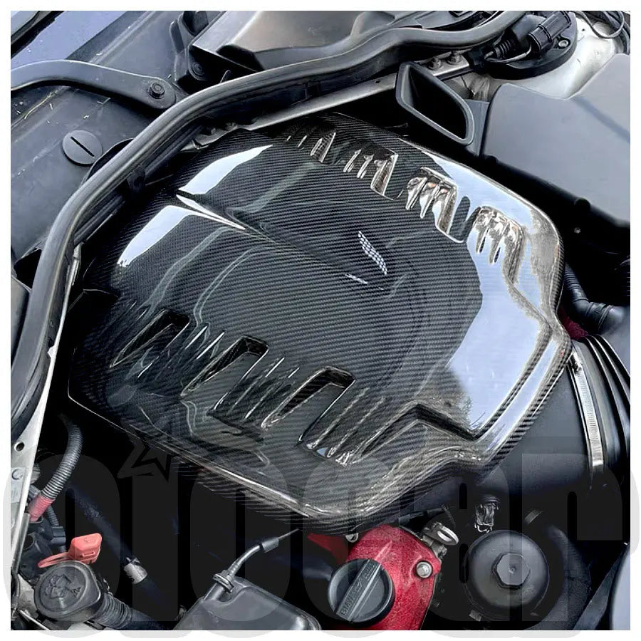 OiOMOTORS OEM Style Pre-preg Dry Carbon S65 Engine Cover for BMW E90 E92 E93 M3 E9x