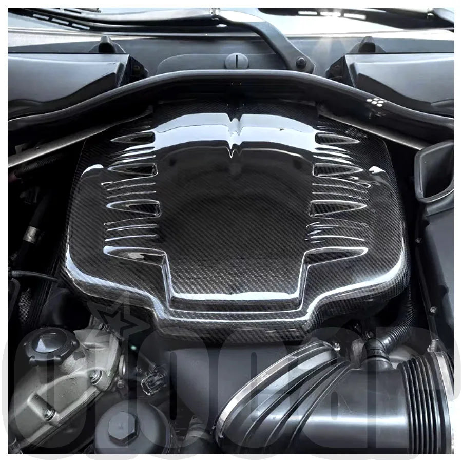 OiOMOTORS OEM Style Pre-preg Dry Carbon S65 Engine Cover for BMW E90 E92 E93 M3 E9x