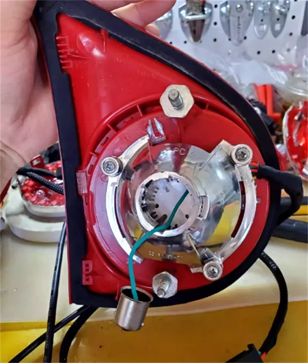 Car Rear Lamp Tail lamp Taillight Brake Reverse light Warning Lamp Turn signal for Volkswagen vw golf 5