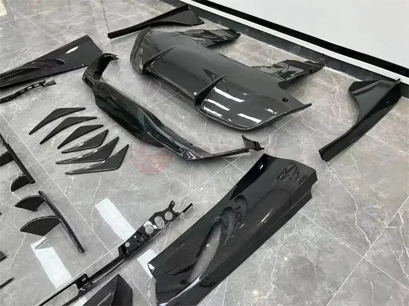 carbon fiber Carbon fiber body kit for McLaren 720S 720 Upgraded TOPCAR style front shovel rear diffuser spoiler cover