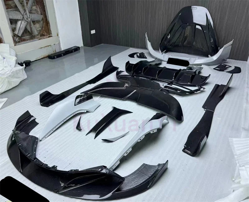 High Quality Dry Carbon Fiber Body Kit for McLaren 720S RY Style Front Lip Side Skirts Rear Diffuser Fenders Engine Hood