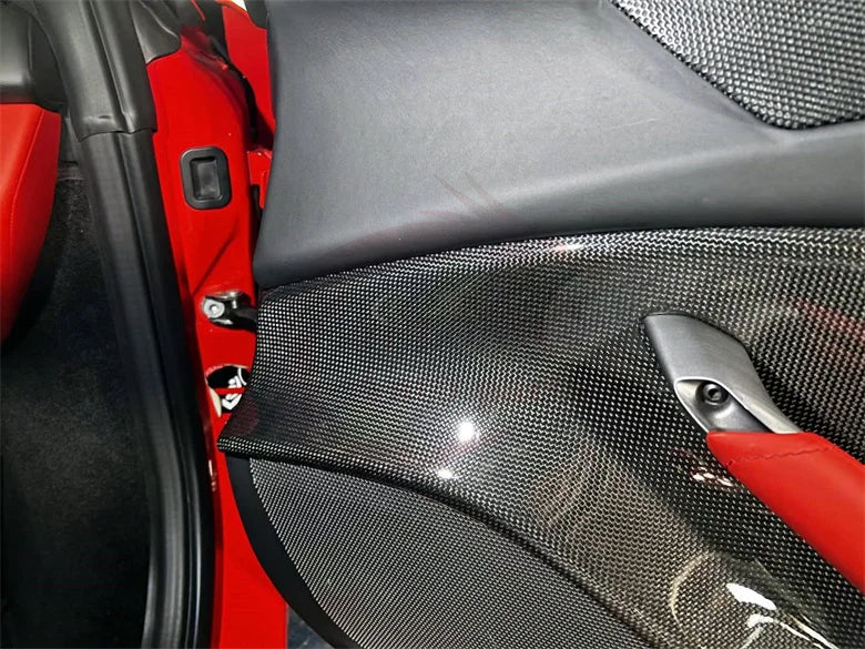 Ferrari 488 GTB unveils new high-quality OEM-style dry carbon fiber door pairs